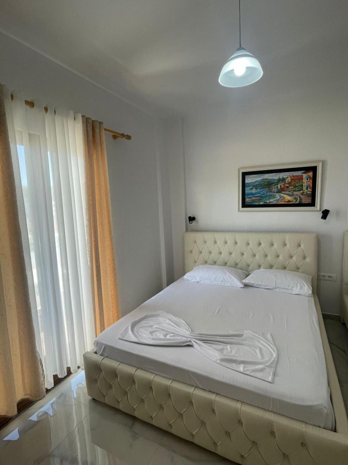 Vila Hergi Sarande Bagian luar foto