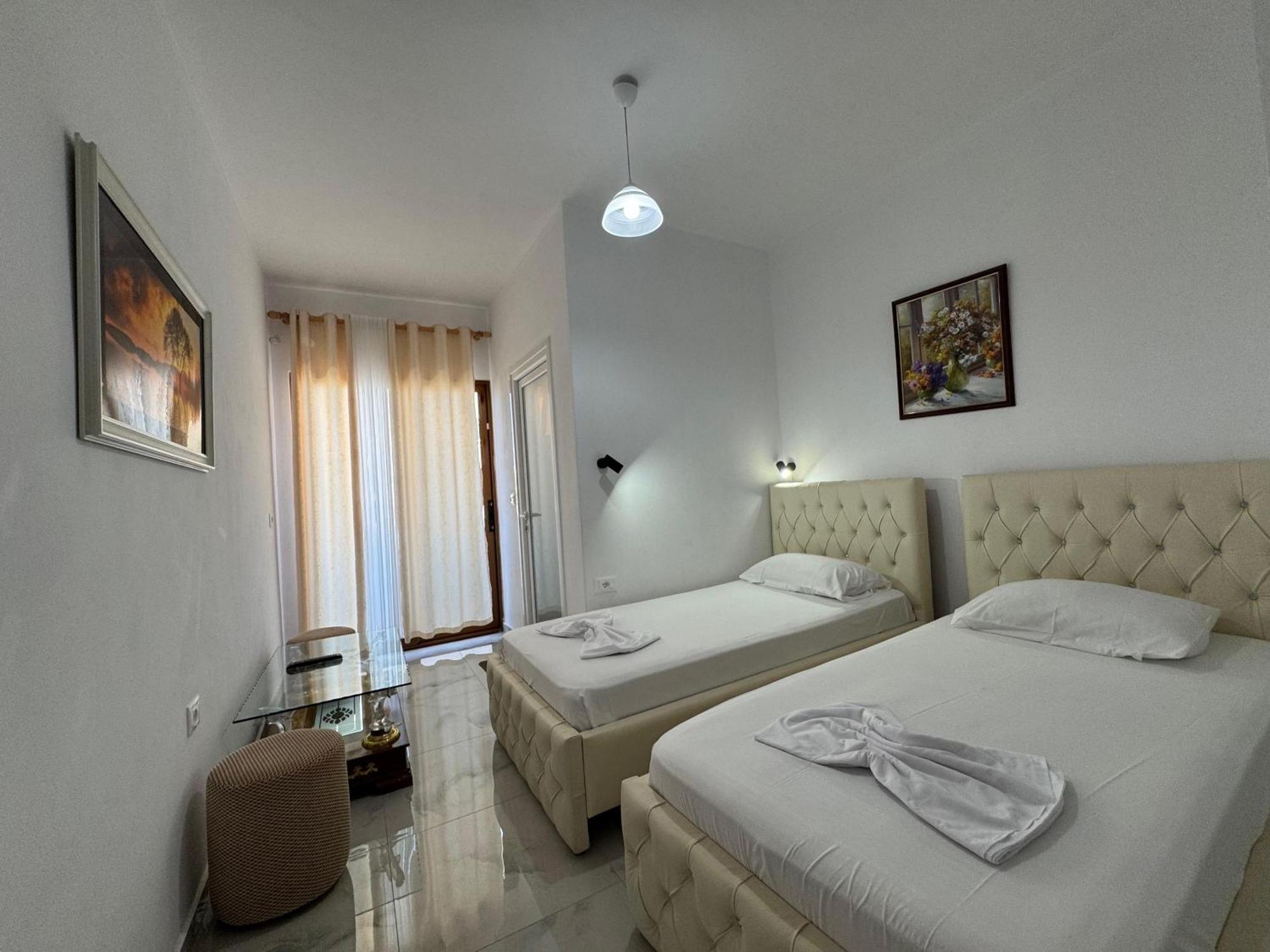 Vila Hergi Sarande Bagian luar foto
