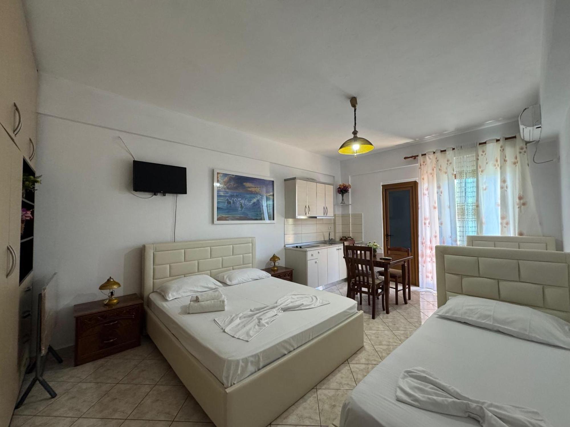 Vila Hergi Sarande Bagian luar foto